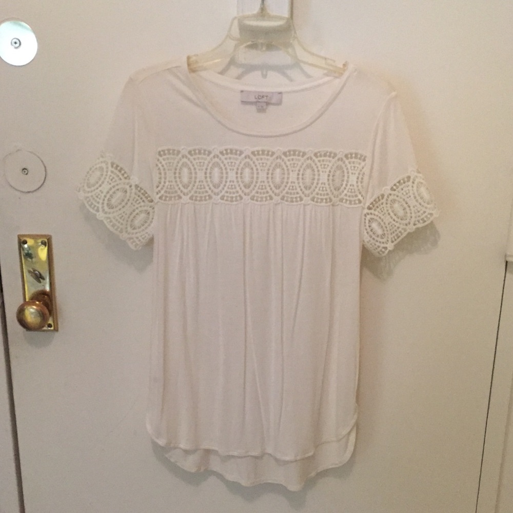 Ann Taylor Loft White Short Sleeve Blouse Small